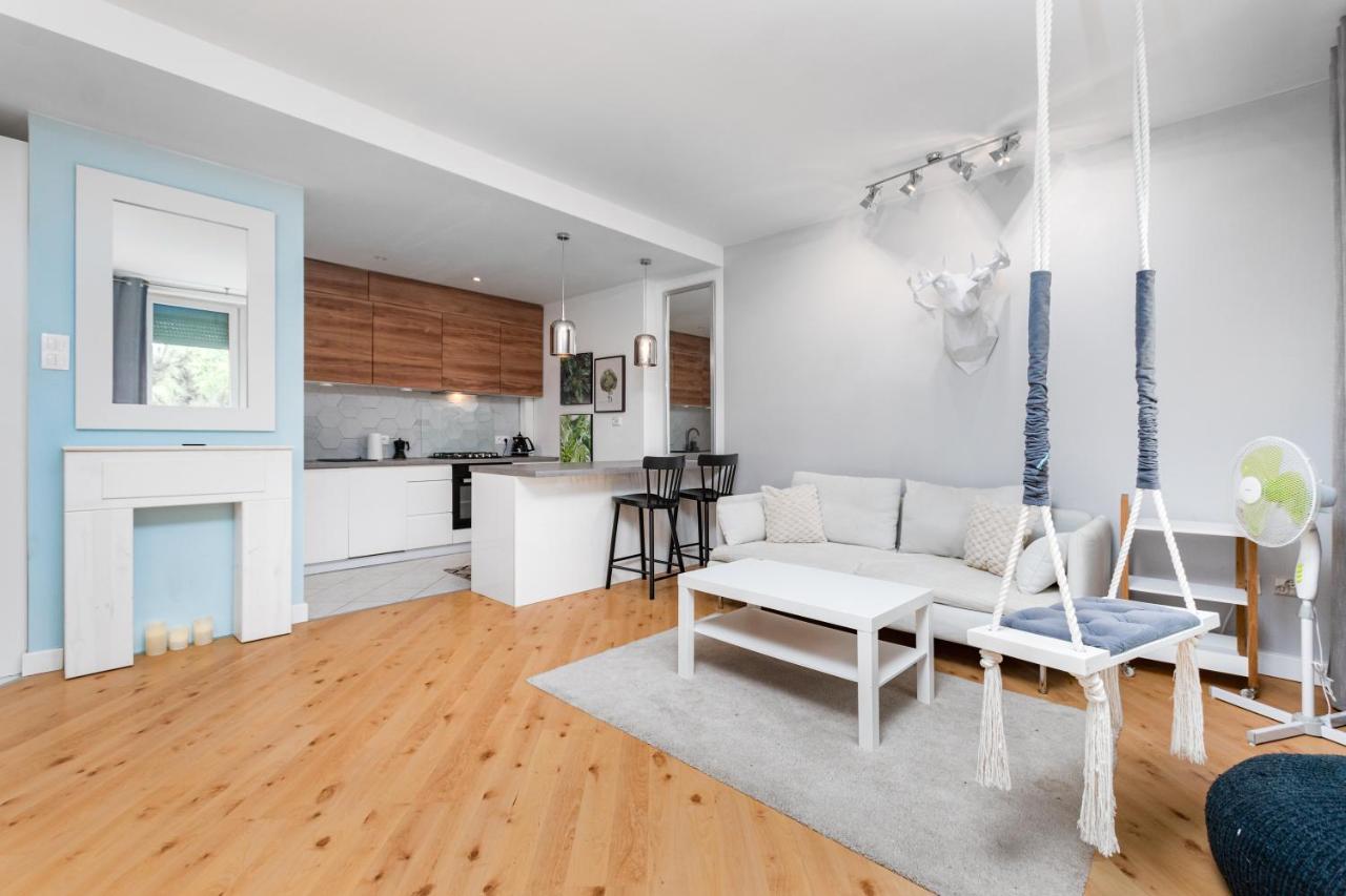 Przanowskiego 32 By Homeprime Warsaw Luaran gambar